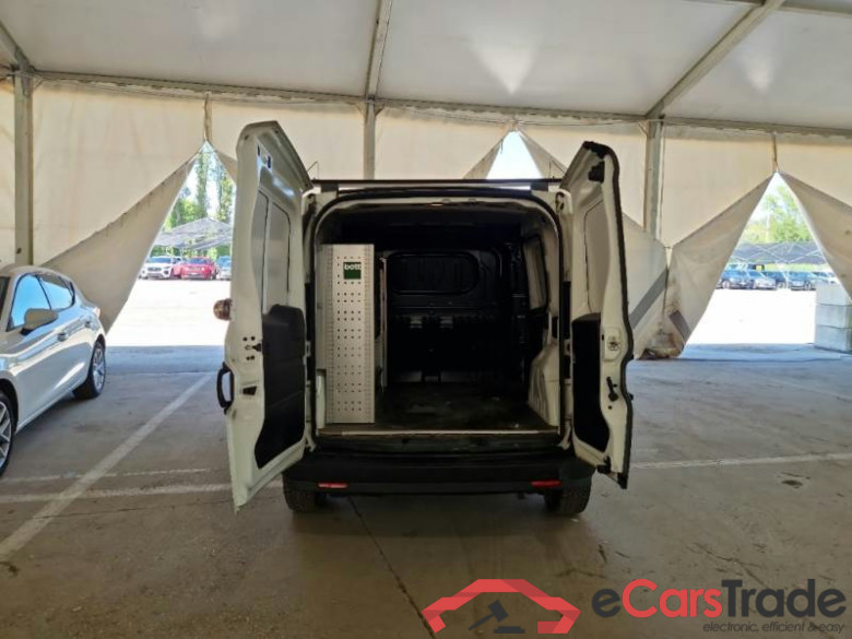 FIAT DOBLÒ CARGO / 2014 / 4P / VETT. FURGONATA CH1 LOUNGE 1.6 MJET 105CV E6D-F SeS #5