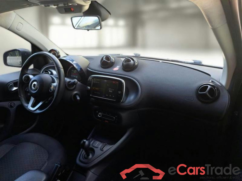 SMART FORTWO COUPÈ / 2019 / 3P / COUPE EQ 60KW PASSION #3