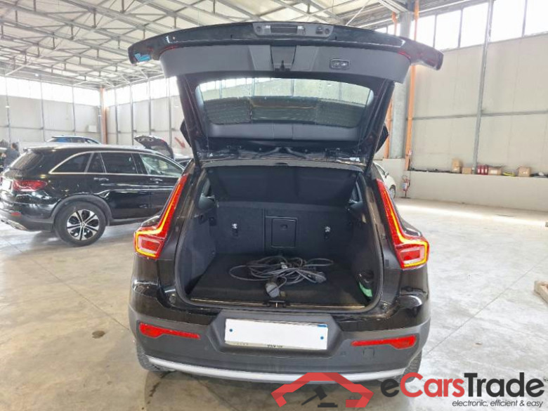 VOLVO XC40 / 2021 / 5P / SUV T5 RECHARGE PLUG-IN AUTO PLUS BRIGHT #5
