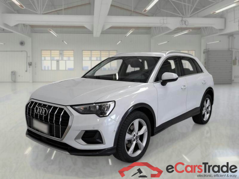 AUDI Q3 / 2018 / 5P / SUV 35 TDI QUATTRO S TRONIC BUSINESS ADVANCE #1