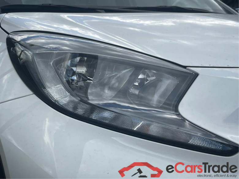 TOYOTA Aygo X 53 kW #3