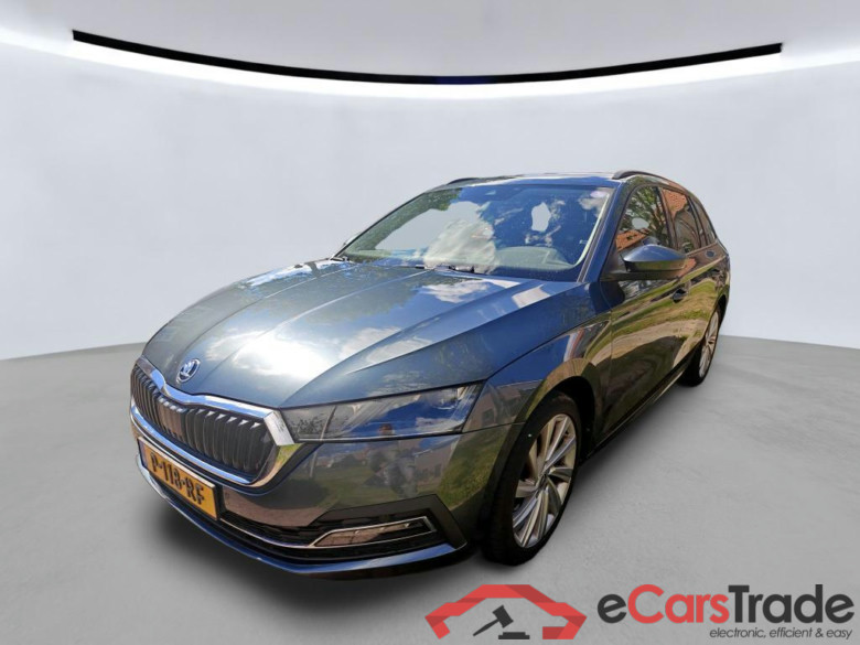 SKODA Octavia Combi 110 kW #1