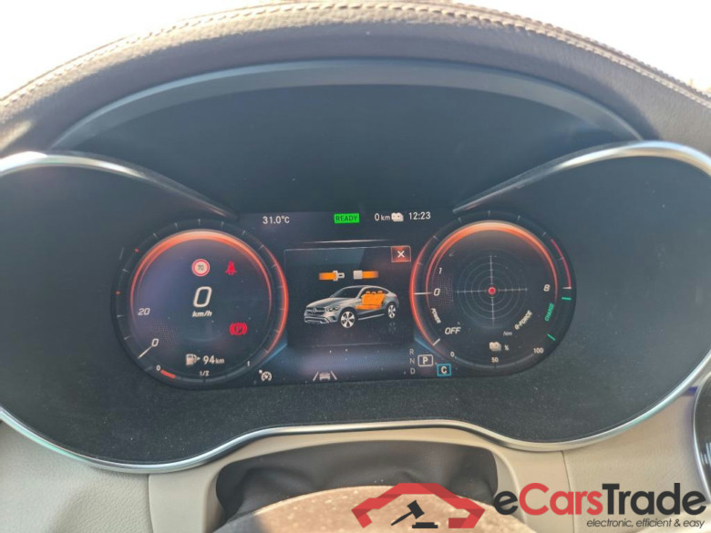 MERCEDES-BENZ GLC Coupé / 2019 / 5P / coupé GLC 300 e 4MATIC #4