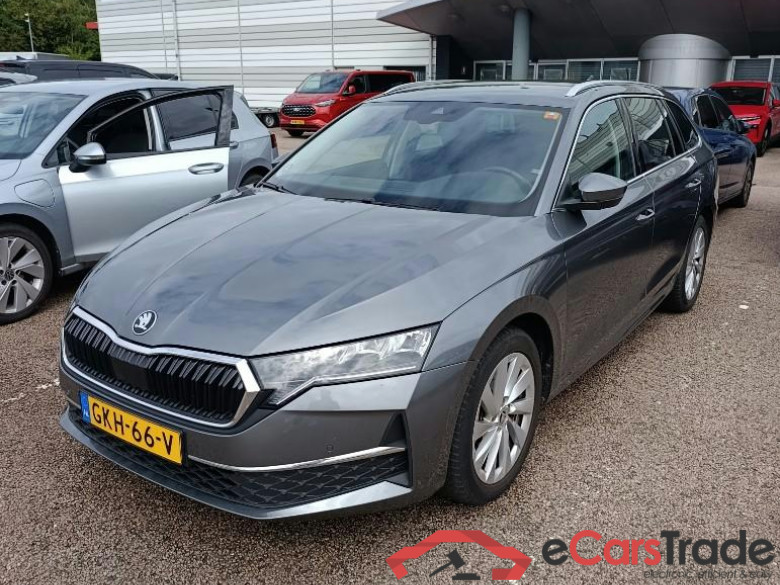 SKODA OCTAVIA COMBI 1.5 TSI Bns. Edition #1