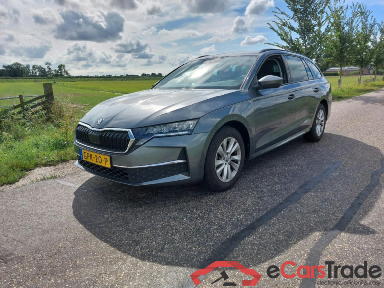 SKODA OCTAVIA COMBI 1.5 TSI Bns. Edition