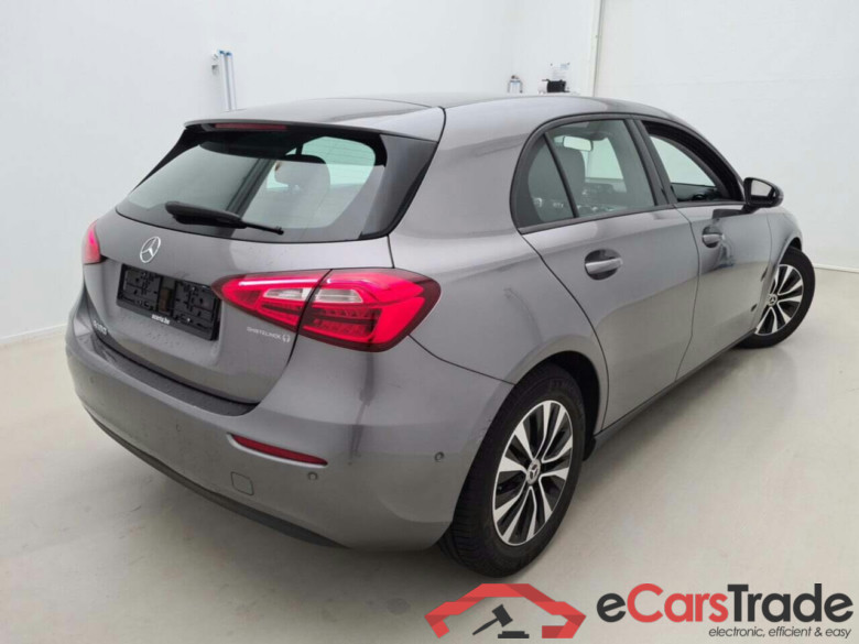 MERCEDES-BENZ A-KLASSE 180 BUSINESS LINE #2