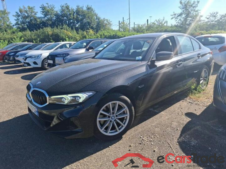 BMW 320e Plug-In Hybrid Aut. LED LC-Pro Navi-Pro 1/2 Sport-Leather KeylessGo Camera Klima PDC ...