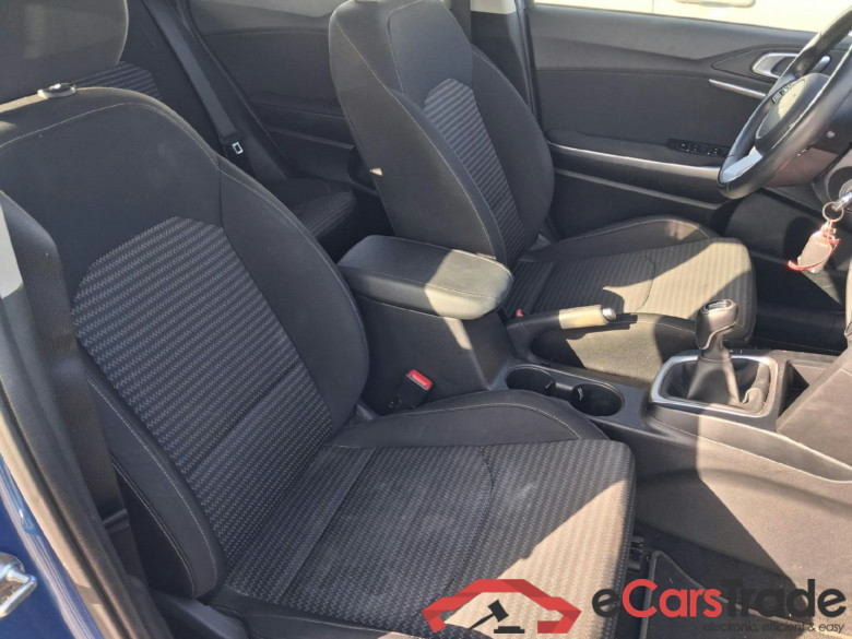 KIA XCeed / 2019 / 5P / todoterreno 1.0 T-GDi Drive 88kW (120CV) #6