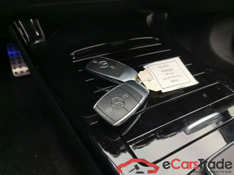 MERCEDES CLASSE CLA SHOOTING BREAK (X118) CLA 250 e 160 PHEV Business Solution 5d #4