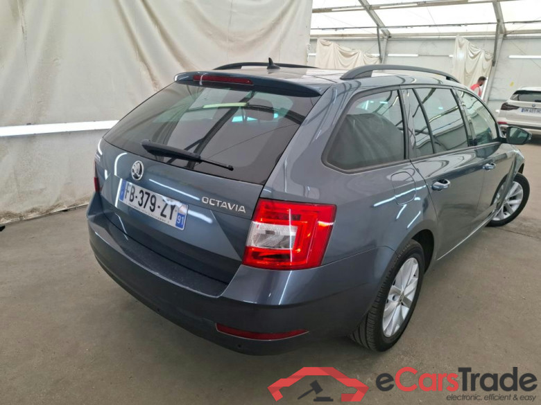 Octavia Combi Business 1.0 TSI 115CV BVA7 E6 #3