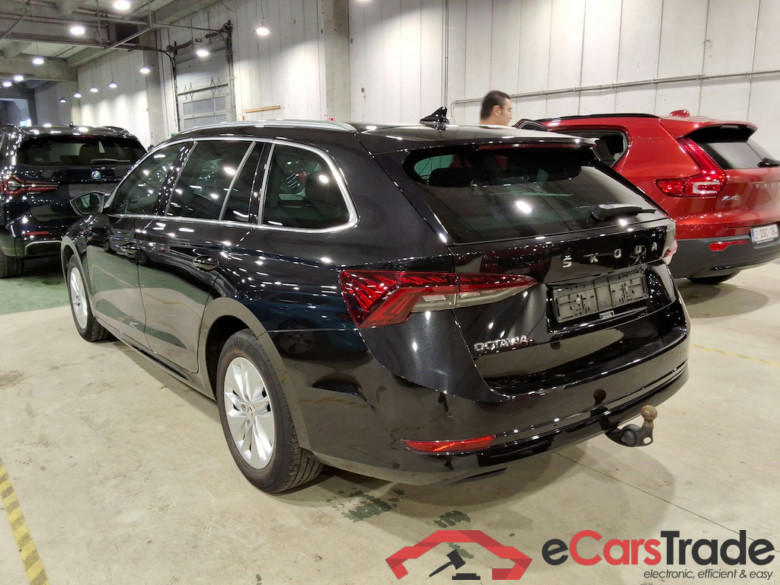 SKODA OCTAVIA COMBI 2.0 CRTDI 85KW DSG7 CLEVER #2
