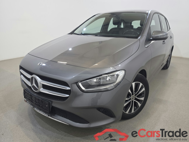 Mercedes B 180d Widescreen Navi 1/2 Sport-Leather KeylessGo Camera Klima PDC ... #1