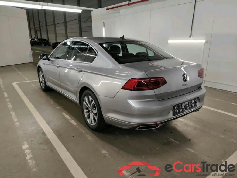 Volkswagen Passat Passat 1.4 TSI GTE Business DSG (PHEV) 160kW/218pk  4D/P Auto-6 #3