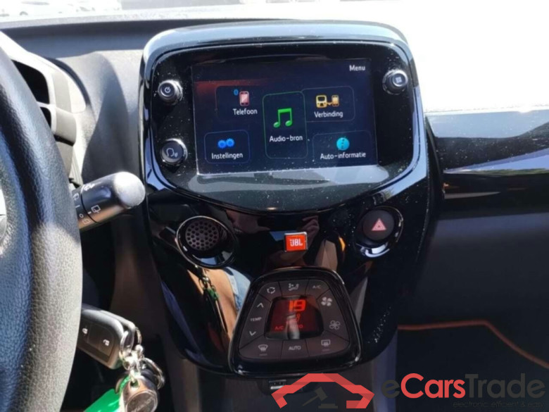 TOYOTA Aygo 1.0 VVT-i x-JBL #6