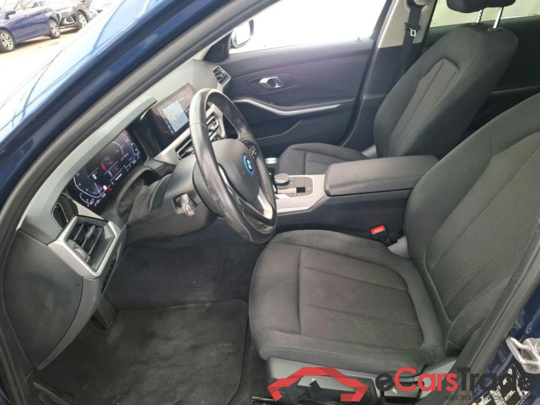 BMW Série 3 Touring / 2019 / 5P / Break 320e 204ch Business Design BVA8 Hybride #6