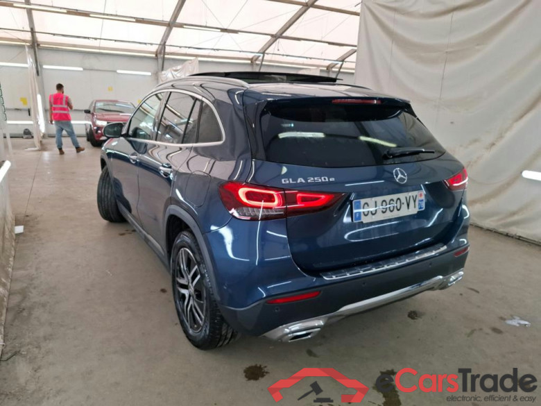 MERCEDES-BENZ GLA / 2020 / 5P / SUV 1.3 GLA 250 e BUSINESS LINE DCT #3