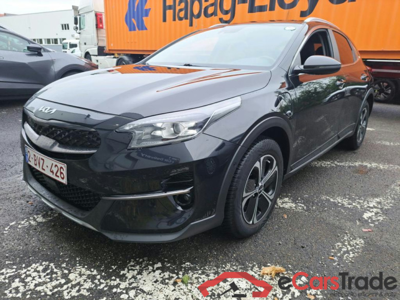 KIA - KIA XCEED GDi 141PK DCT Business Line Pack Lounge & Convenience  * HYBRID *