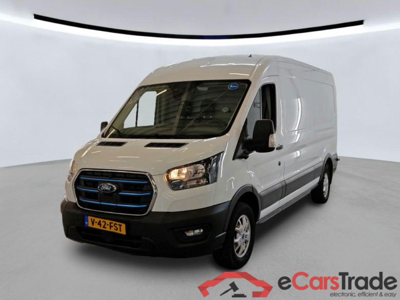 FORD E-Transit 135 kW #1