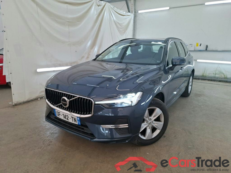 VOLVO XC60 / 2021 / 5P / SUV B4 197 GearTronic 8 Momentum #1