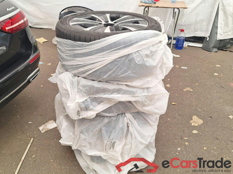 E -Klasse T-Modell E 300 de 4Matic (213.211)Avantgarde 2.0 225KW AT9 E6d #5