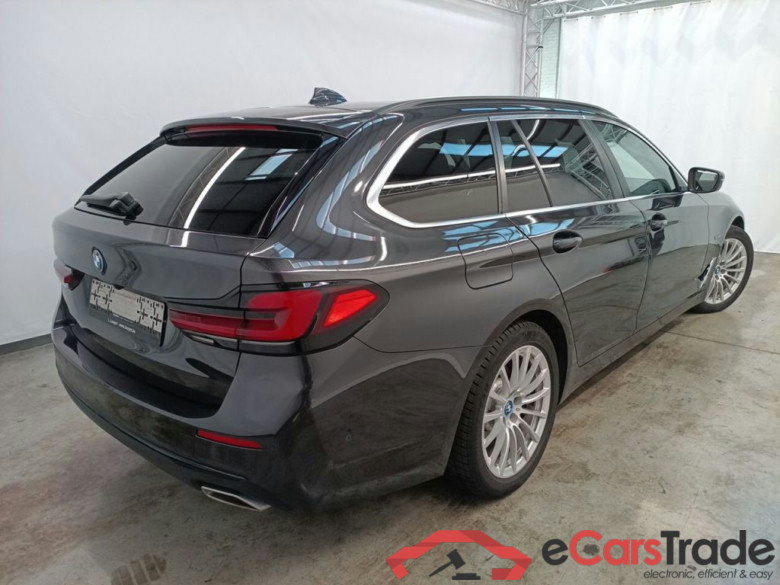 BMW 5 Reeks Touring 530e 200kW xDrive Auto 5d #2