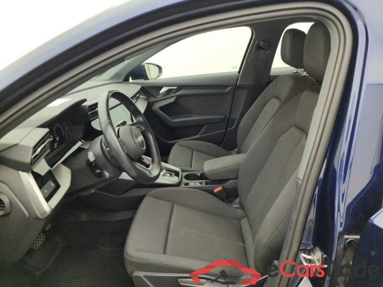 Audi A3 Sportback 2.0 35 TDi 110kW S tronic 5d #3