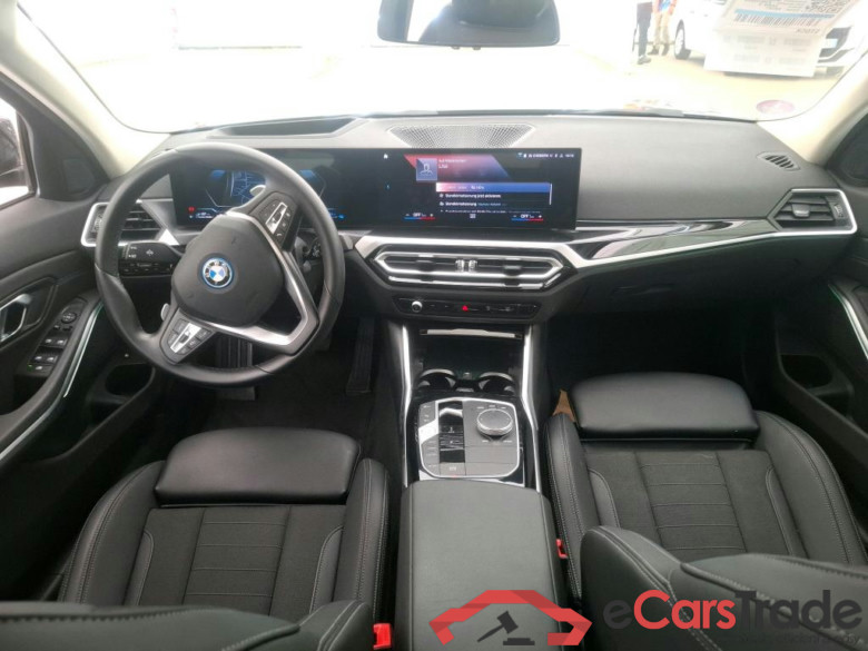 BMW Série 3 Berline / 2022 / 4P / Berline 320e 204ch Business Design BVA8 Hybride #6
