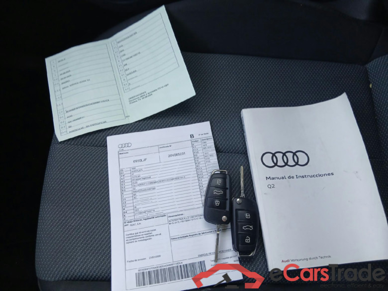 AUDI Q2 / 2016 / 5P / todoterreno Design 30 TFSI 85kW (116CV) (AC) #5