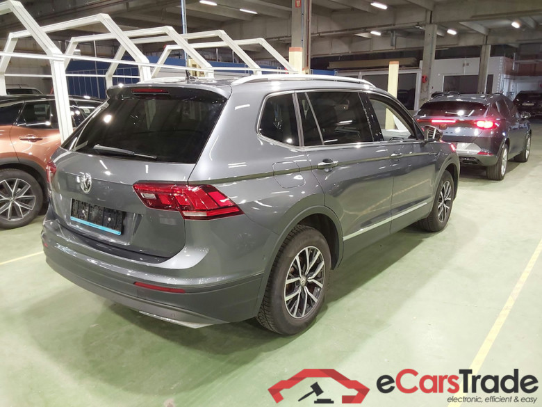 VOLKSWAGEN TIGUAN ALLSPACE 2.0 TDI COMFORTLINE DSG #4