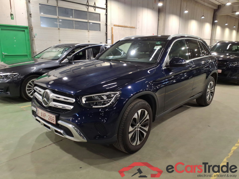 MERCEDES-BENZ GLC 2.0 GLC 300 DE 4MATIC 4WD BUS SOL AUTO