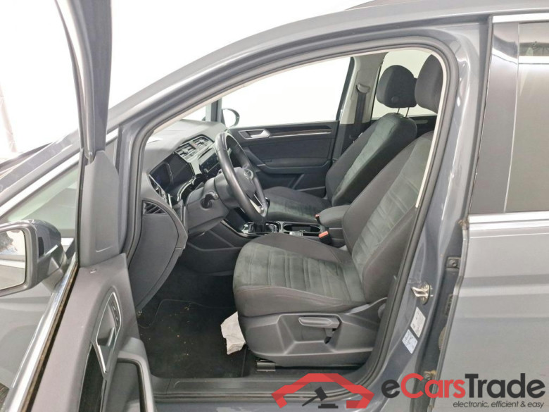VOLKSWAGEN TOURAN 1.5 TSI BUSINESS #5