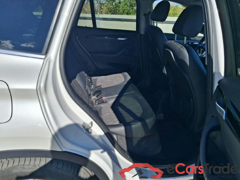 BMW X1 / 2019 / 5P / todoterreno xDrive25e #6