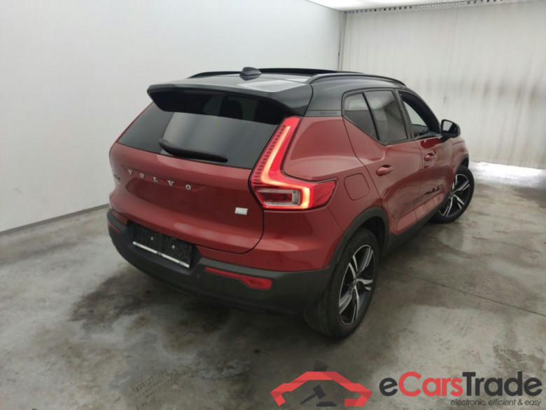 Volvo XC40 T4 Recharge Geartronic R-Design 5d #2