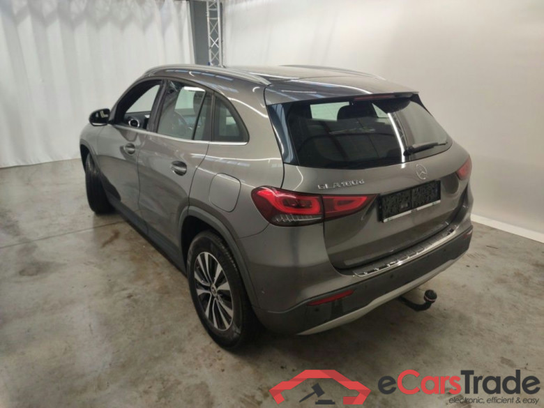Mercedes-Benz GLA GLA 180 d Business Solution 5d #3