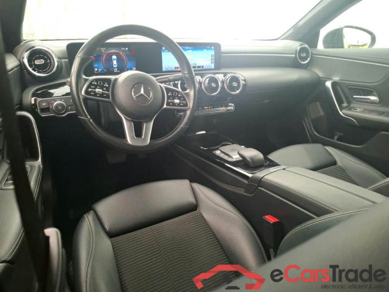 MERCEDES-BENZ CLA Coupe / 2019 / 4P / Coupé CLA 180 d Business Line BA7 #5