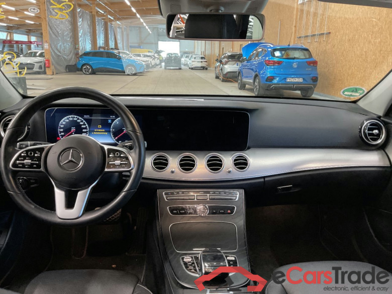 MERCEDES-BENZ E-Klasse E 400 d 4Matic T 9G-TRONIC Avantgarde 5d 250kW #3
