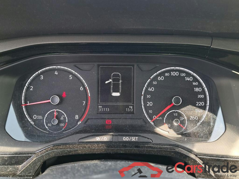 VOLKSWAGEN Polo / 2017 / 5P / berlina con portón Advance 1.0 TSI 70kW (95CV) #4