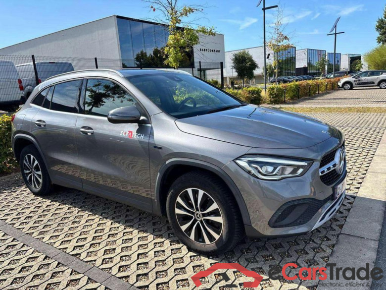 MERCEDES-BENZ GLA PHEV (H247) GLA 250 e PHEV #2