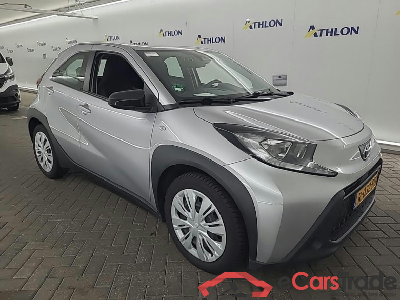 TOYOTA Aygo X 1.0 VVT-I MT play 5D 53kW #2
