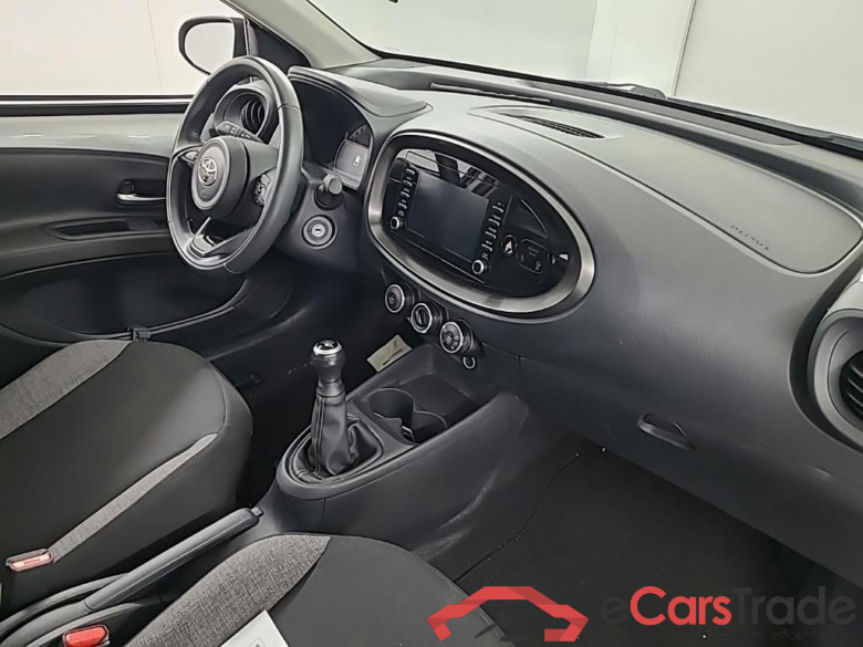 TOYOTA Aygo X 1.0 VVT-I MT play 5D 53kW #6