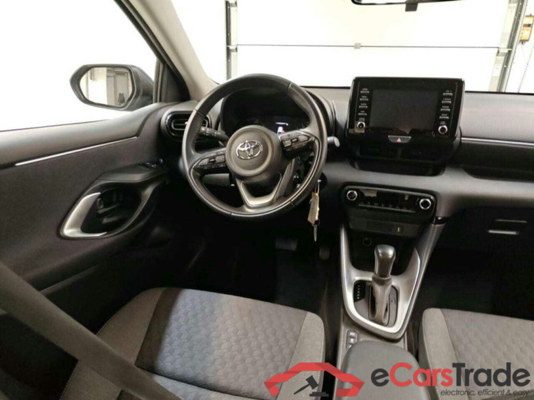 TOYOTA Yaris 1.5 Hyb. Active #3
