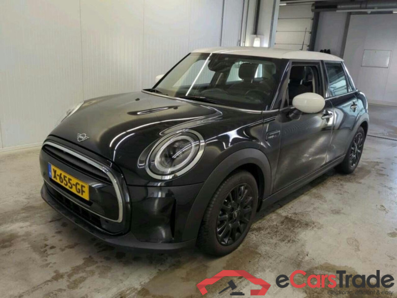Mini 5-deurs 1.5 Cooper Camden #1