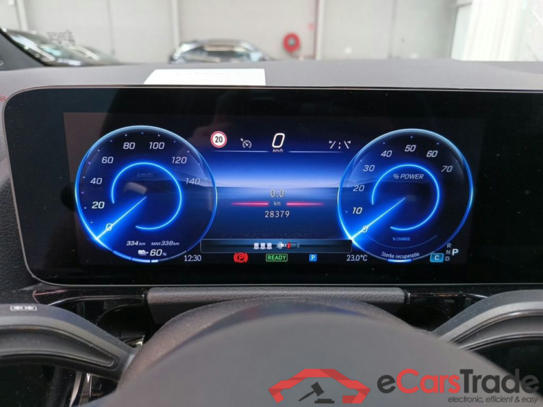 Mercedes-Benz EQA EQA 250+ AMG Line 5d #6