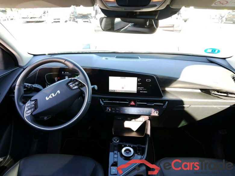 KIA Niro / 2022 / 5P / crossover 1.6 GDi PHEV 135kW (183CV) Drive #3