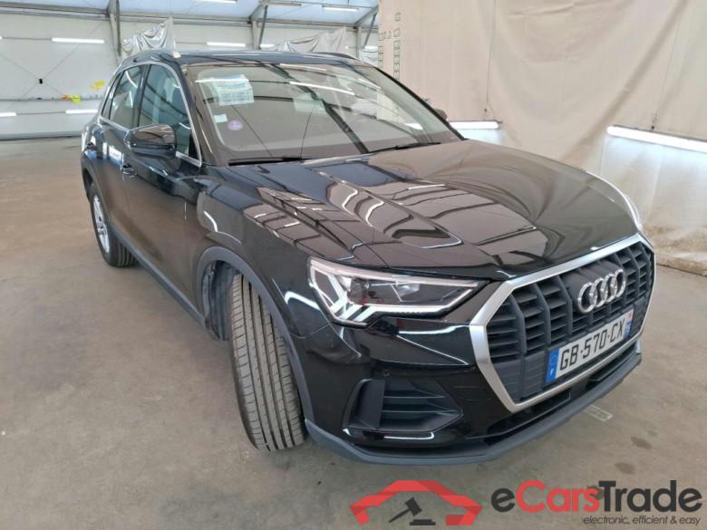 AUDI Q3 / 2018 / 5P / SUV 45 TFSI E 245 S TRONIC BUSINESS LINE #5