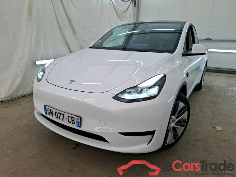TESLA Model Y / 2021 / 5P / SUV RWD #1