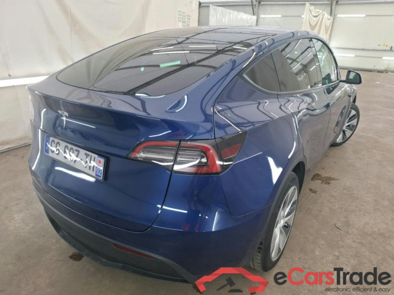 TESLA Model Y / 2020 / 5P / SUV Grand Autonomie Dual Motor AWD #4