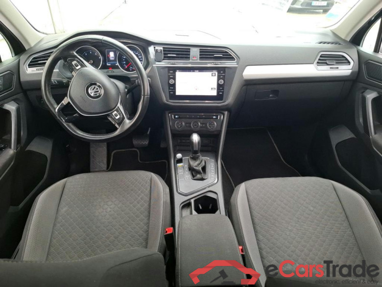 VOLKSWAGEN Tiguan / 2016 / 5P / SUV 1.5 TSI 150 EVO DSG7 Confortline Busines #5