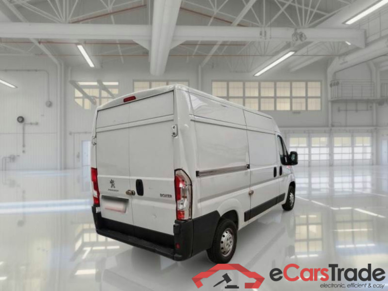 PEUGEOT BOXER / 2014 / 4P / FURGONE 333 L2H2 2.2 BLUEHDI 140CV SeS #2