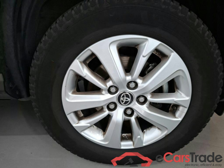 TOYOTA Yaris Cross 68 kW #6